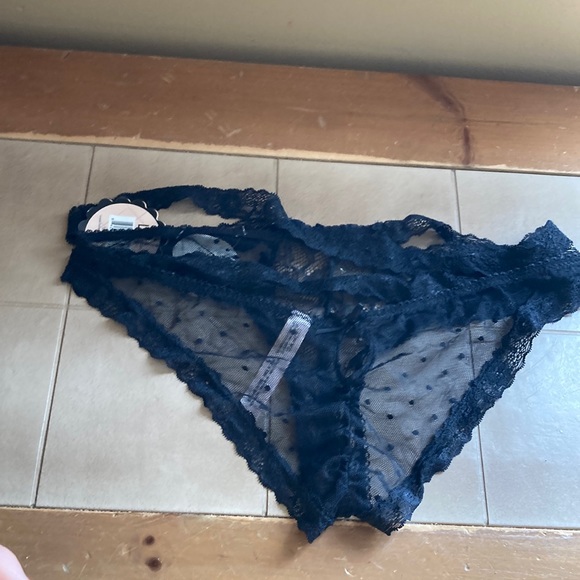 Peek‎ a boo panties L NWT - Picture 1 of 7